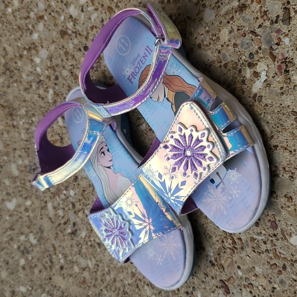 Disney Frozen II Iridsecent Sandals Anna Elsa Toddler Girls 11 - Picture 1 of 8